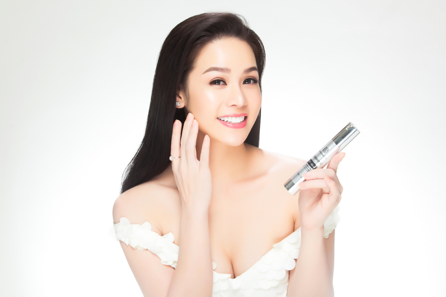 Sunshine - kem chống nắng 3 trong 1 - laura sunshine