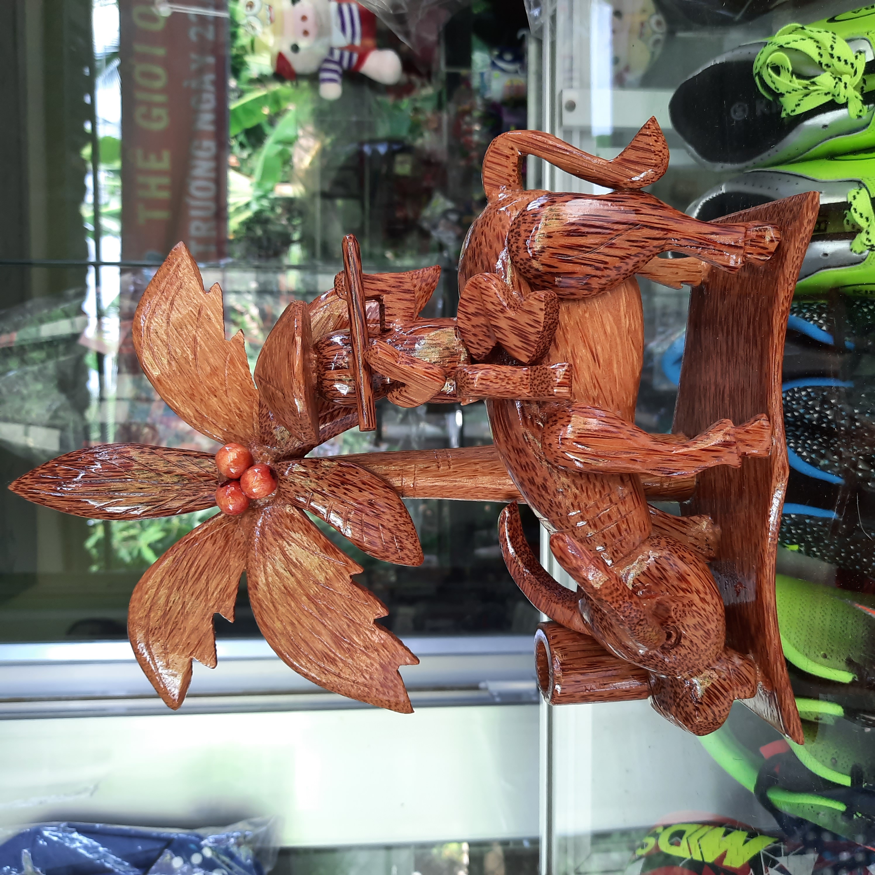 Tiểu Cảnh Cậu Bé Thổi Sáo Trên Lưng Trâu - Để Tăm - Trang Trí , Để Bàn...- Gỗ Dừa - Thủ Công Mỹ Nghệ Bến Tre