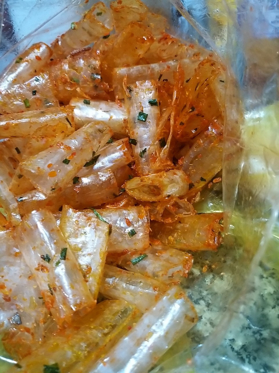 Bánh tráng ruốc hành phi cuốn sẵn