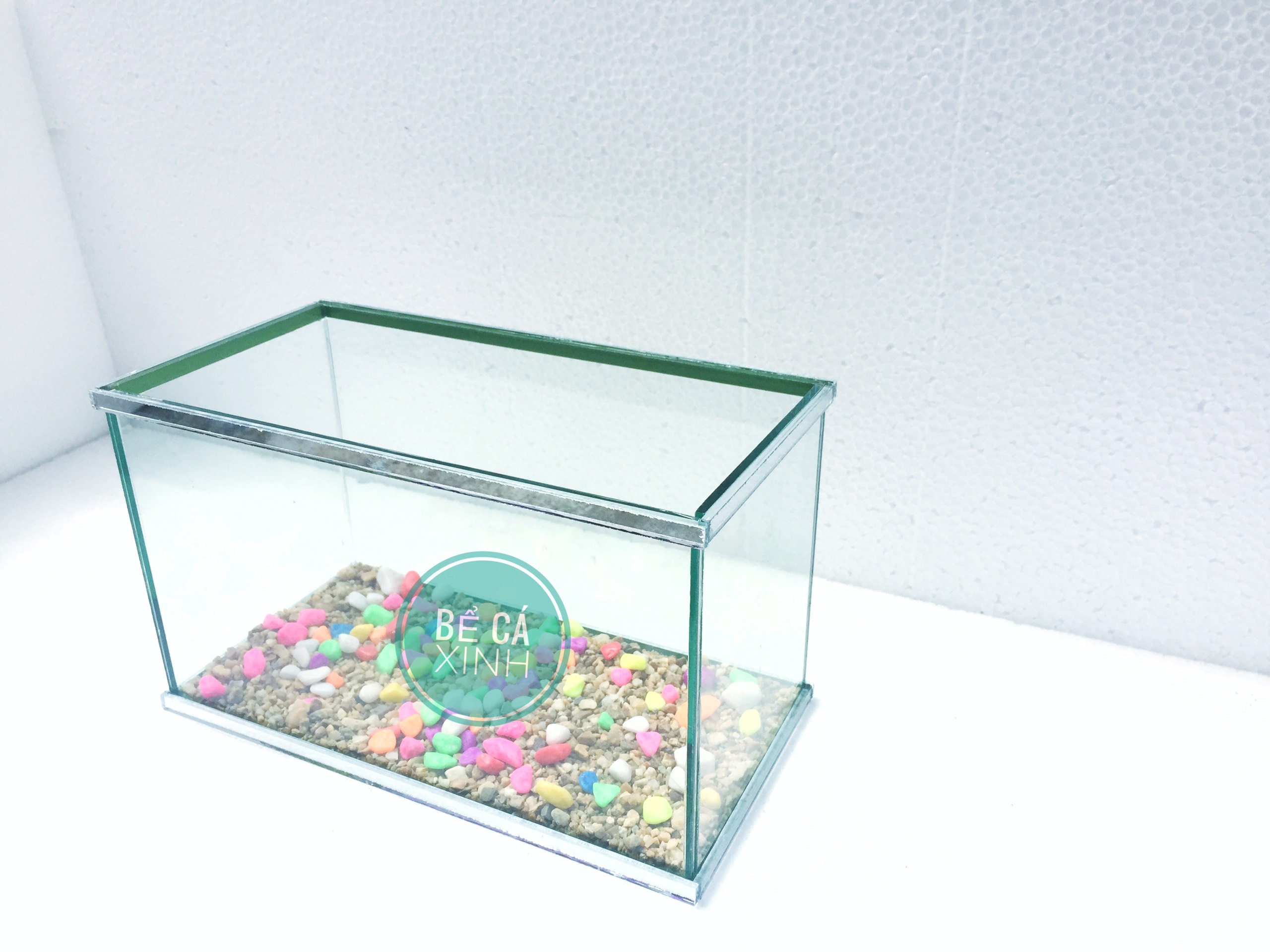 Bể cá mini có dán viền gương đẹp , sang và chắc chắn - 25x13x15cm ( tặng thức ăn và sỏi nền )