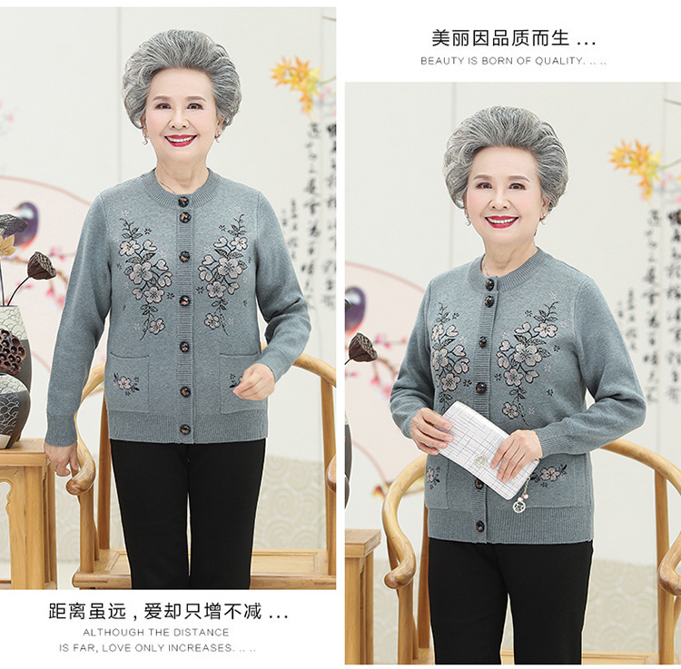 Áo len nữ trung niên cổ tròn khuyu cài thời trang cao cấp cho người lớn tuổi làm quà tặng cho mẹ, quà tặng cho bà , chất liệu len cao cấp, dày dặn phong cách thanh lịch nhã nhặn