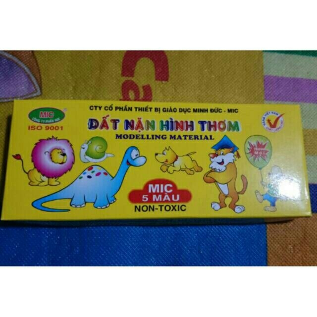 đất nặn mic 5 màu /2hop