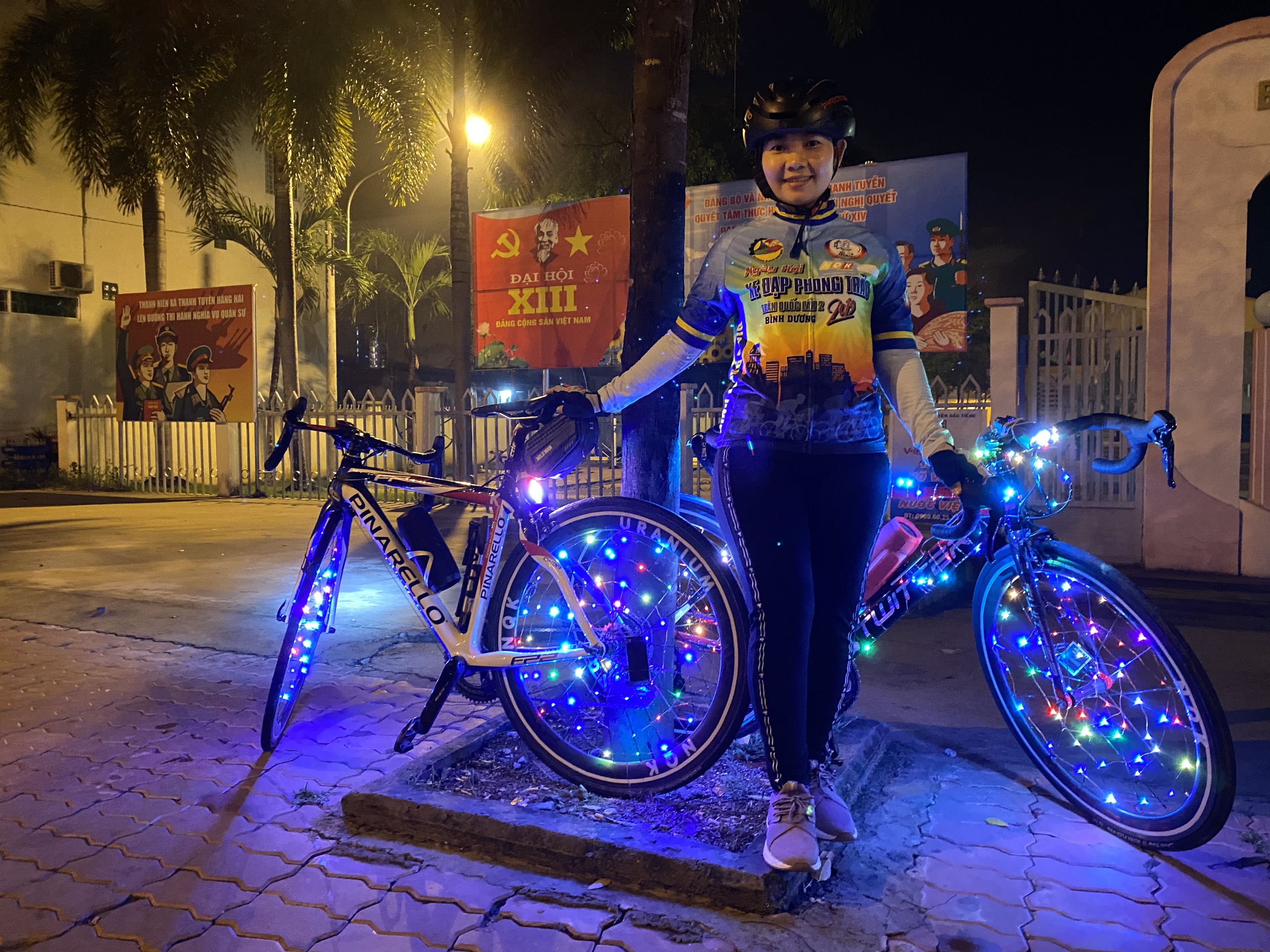 Đèn xe đạp led trang trí