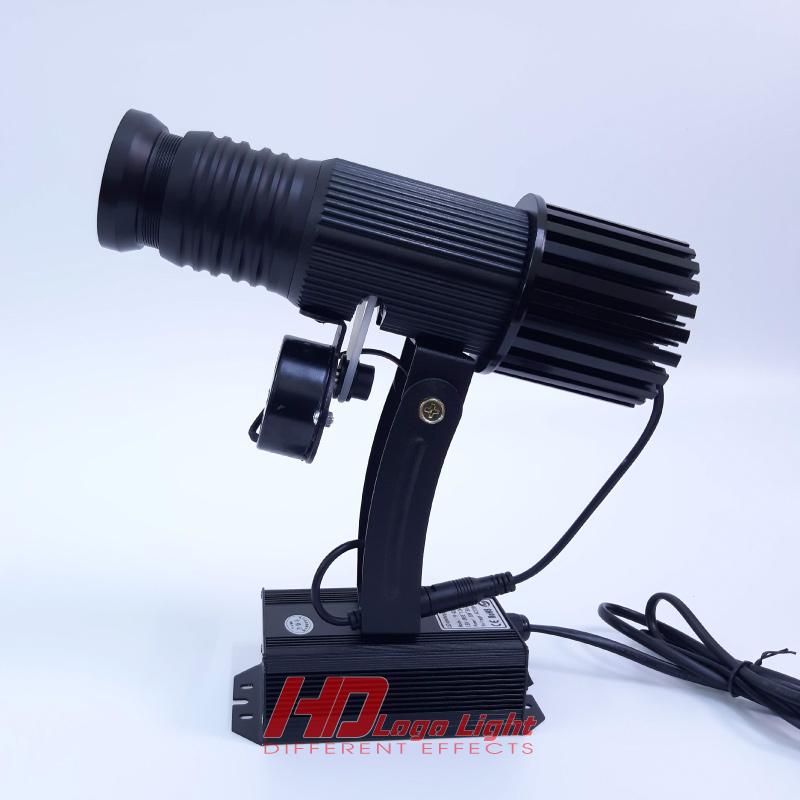 Đèn chiếu logo công suất 15w,chế độ xoay,có điều khiển từ xa.