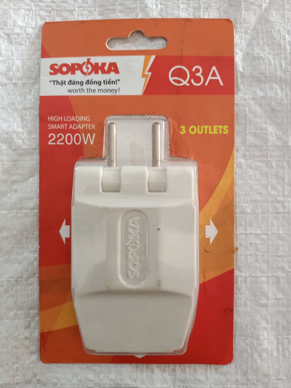 Ổ cắm điện chia 3 sopoka q3a