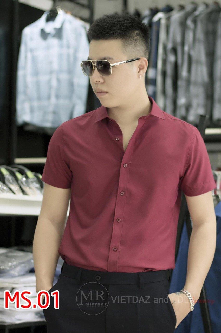 [HCM]Áo Sơ Mi Nam Ngắn Tay Trơn Chất Kate Lụa Kiểu Dáng Công Sở màu đỏ đô