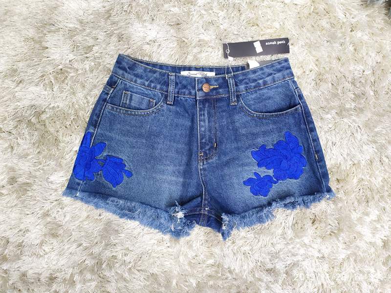 Quần short jean nữ lưng cao thiêu hoa