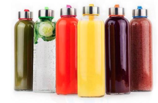Bình thuỷ tinh đựng nước 500ml nắp có dây xách jh-122