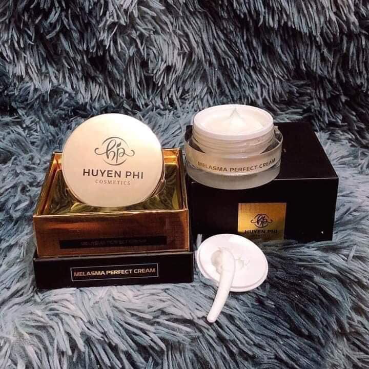 VUA NÁM HUYỀN PHI N15 Spa Huyền Phi (Giá ưu đãi dành cho 20 suất kèm quà tặng bông rửa Spa) đánh bay nám đinh, nám mảng, nám chân sâu, nám bên trong, da không đều màu. CAM KẾT HÀNG CHÍNH HÃNG