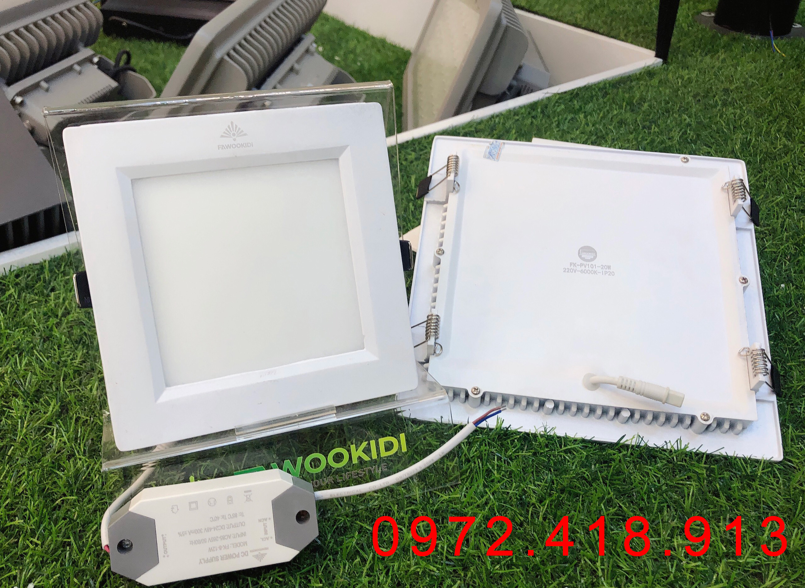 Đèn LED Panel Âm Trần Vuông Hàn Quốc 8W - Bảo Hành Chính Hãng