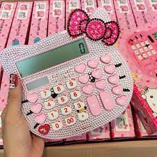 Máy tính cầm tay hình mèo Hello Kitty đính đá đáng yêu