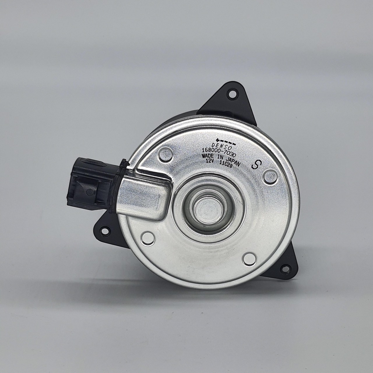 Mô tơ quạt két nước xe Mitsubishi Mirage và Attrage ( Denso Japan)