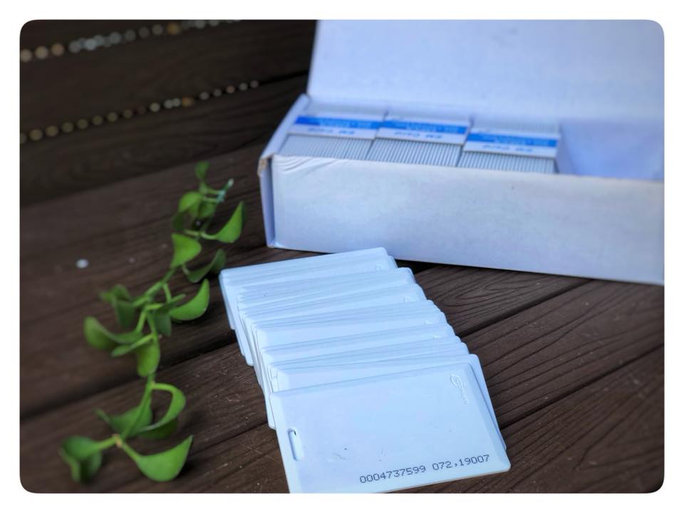 [HCM]Thẻ từ chấm công dày 1.8mm tần số 125khz (hộp 10 thẻ)