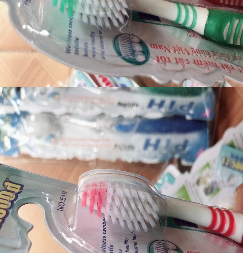 Bàn Chải Dánh Răng Vỉ 12 Chiếc