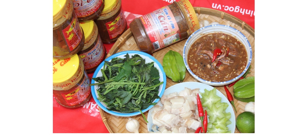 2 Hủ Mắm Cá Cơm nguyên con Dì Cẩn Đặc Sản Đà Nẵng Hủ Lớn 500 gam