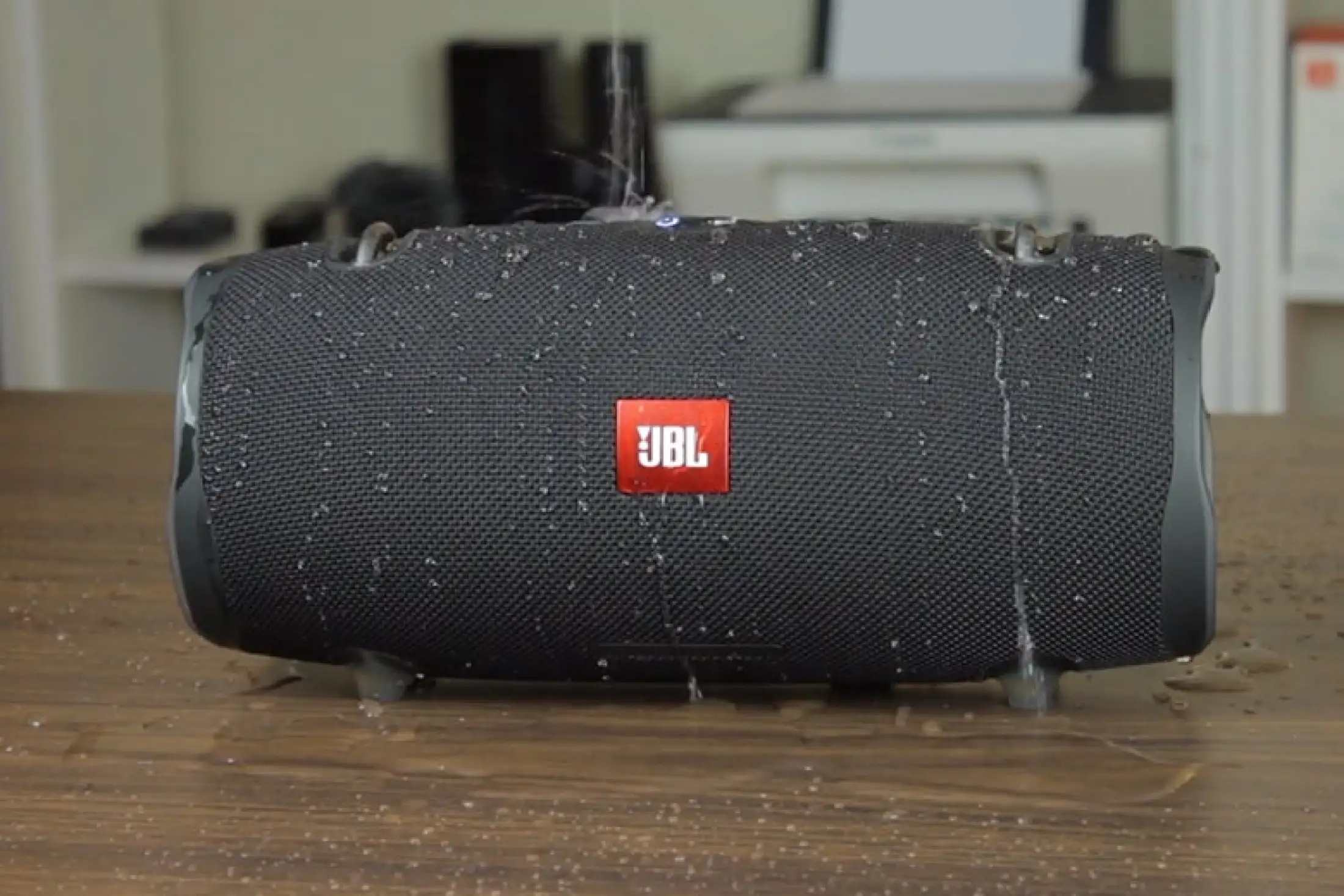 Loa JBL Xtreme 2 ;Loa JBL XTREME 2 nghe nhạc cực hay công suất mạnh Loa JBL Xtreme 2 ;Loa JBL XTREME 2 nghe nhạc cực hay công suất mạnh