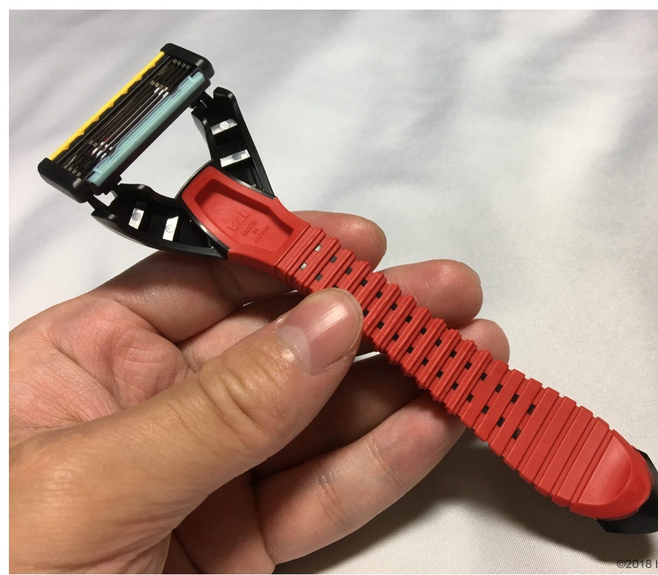 Set 3 dao cạo râu 5 lưỡi kép Ignis KAI của Nhật Bản Cán đỏ