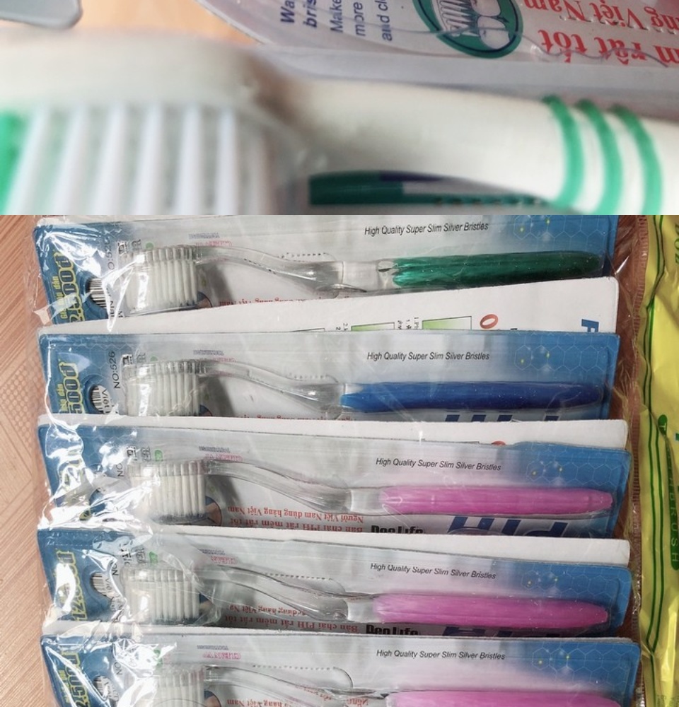 Bàn Chải Dánh Răng Vỉ 12 Chiếc