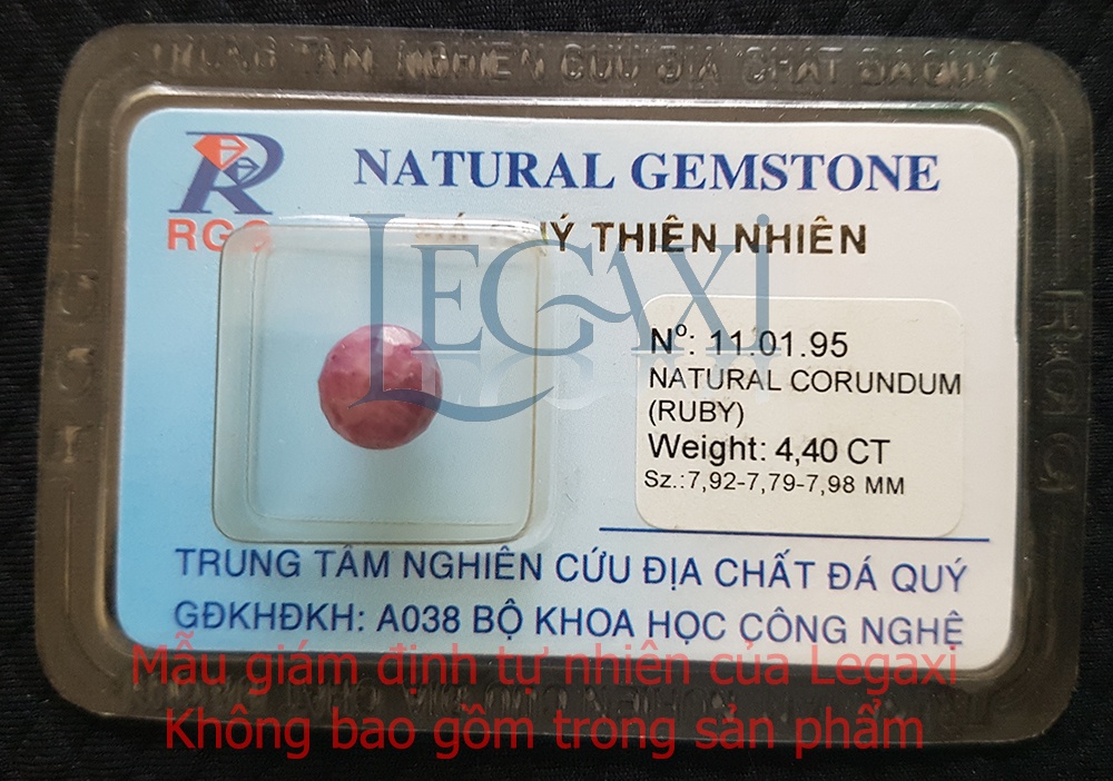 đá quý ruby
