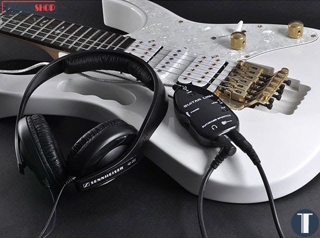 kết nối đàn guitar với máy tính để thu âm