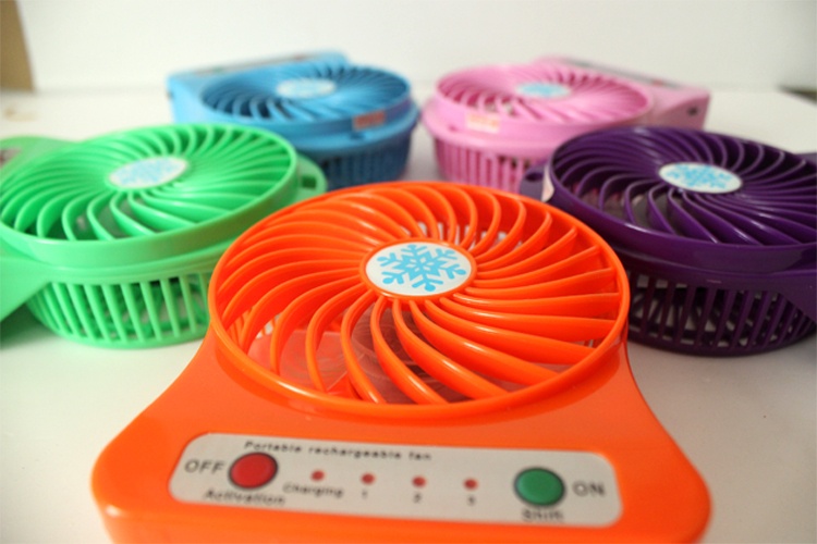 quat-sac-tich-dien-usb-mini-fan