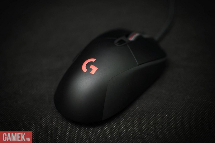 Cận cảnh G403 Prodigy - Chuột gaming mới ra mắt của Logitech tại Việt Nam