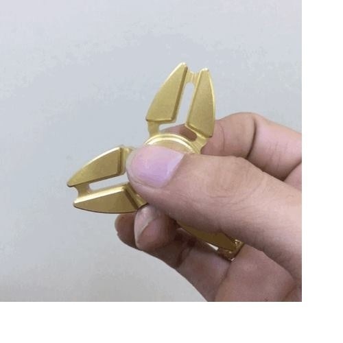 CON QUAY 3 CÁNH ĐỒNG 3