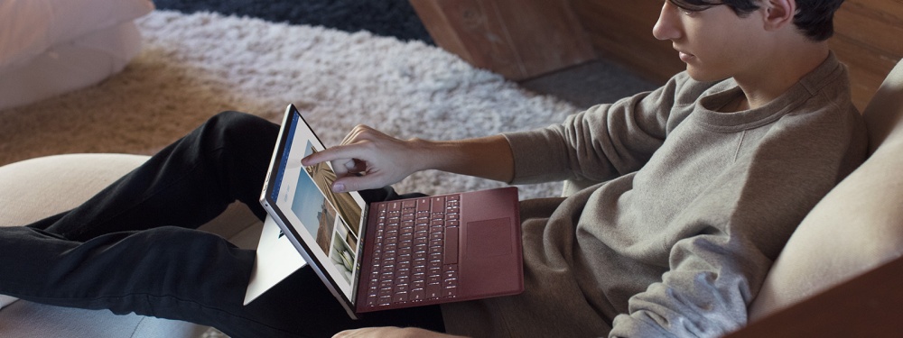 Surface Pro Signature Type Cover