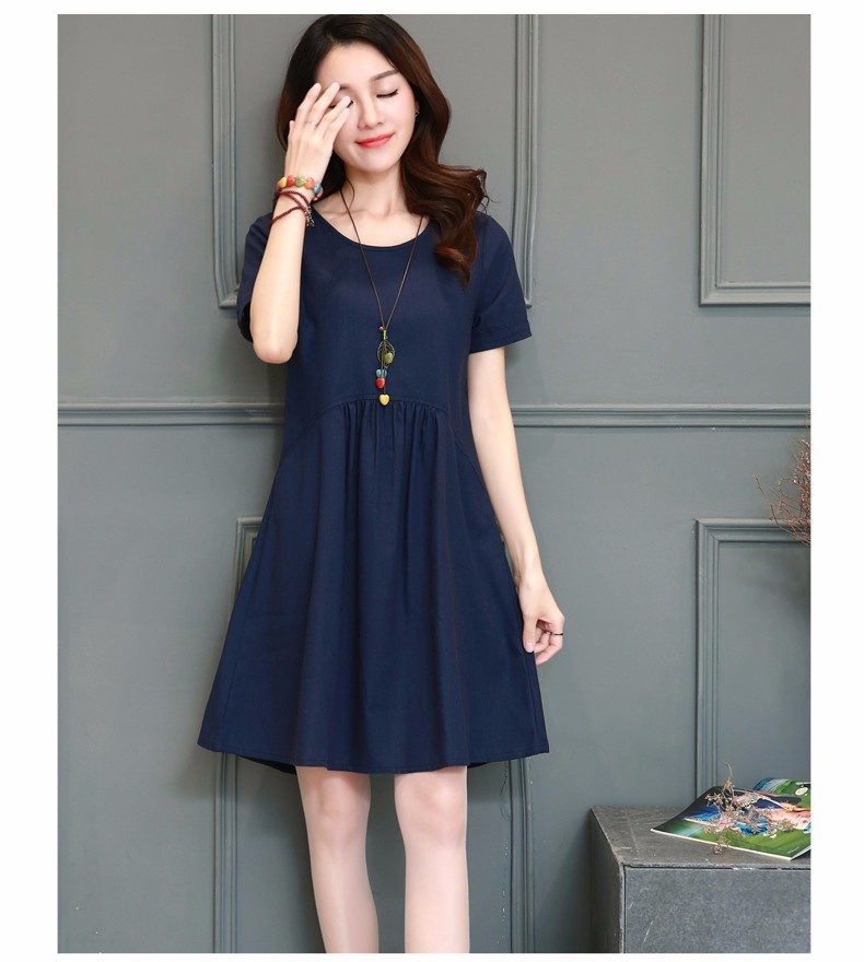 Đầm suông rúm ly cách điệu. 2