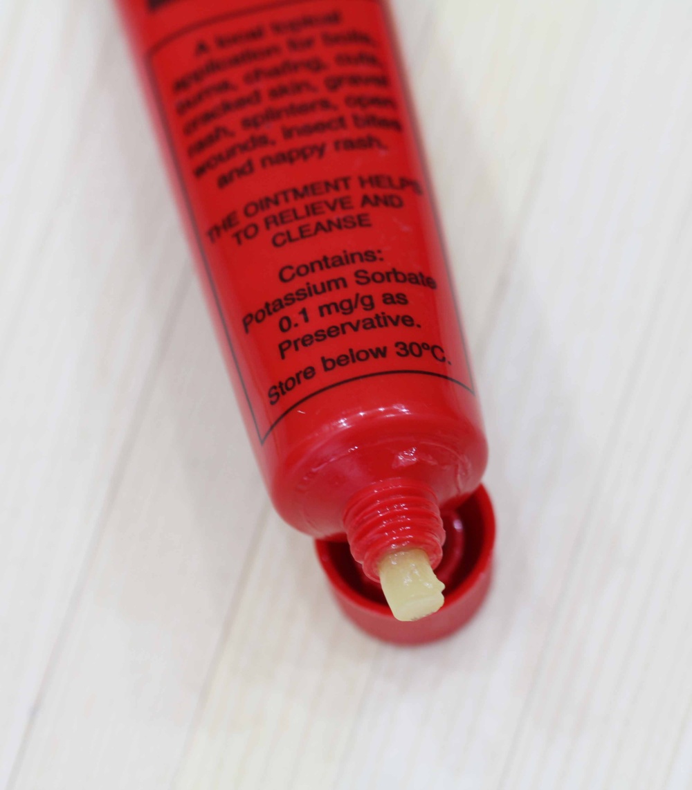Image result for Lucasâ Papaw Ointment 25g (Äá»)
